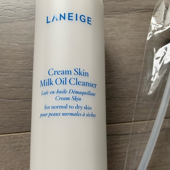 LANEIGE
Cream Skin Milk Oil Cleanser - Picture 2 of 3